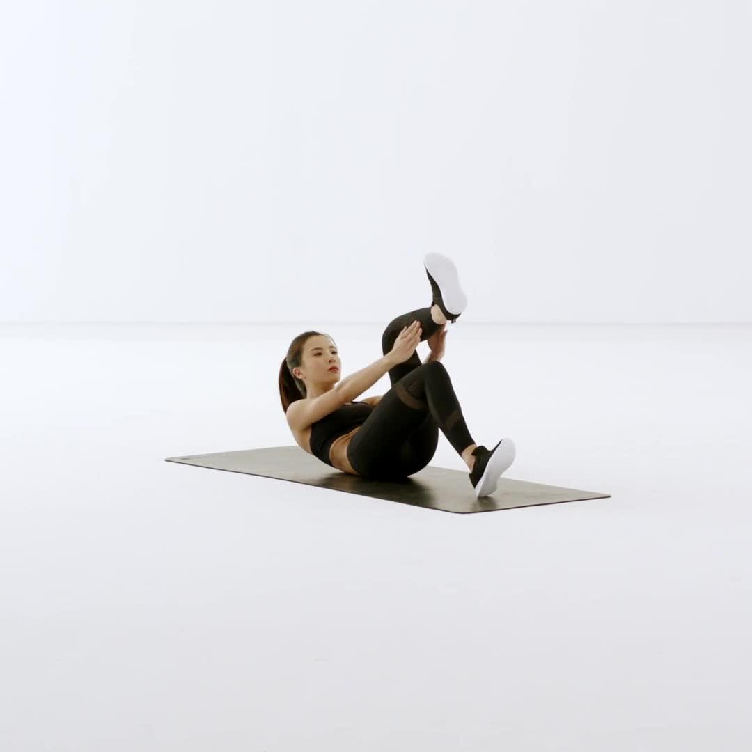 单腿屈腿两头起