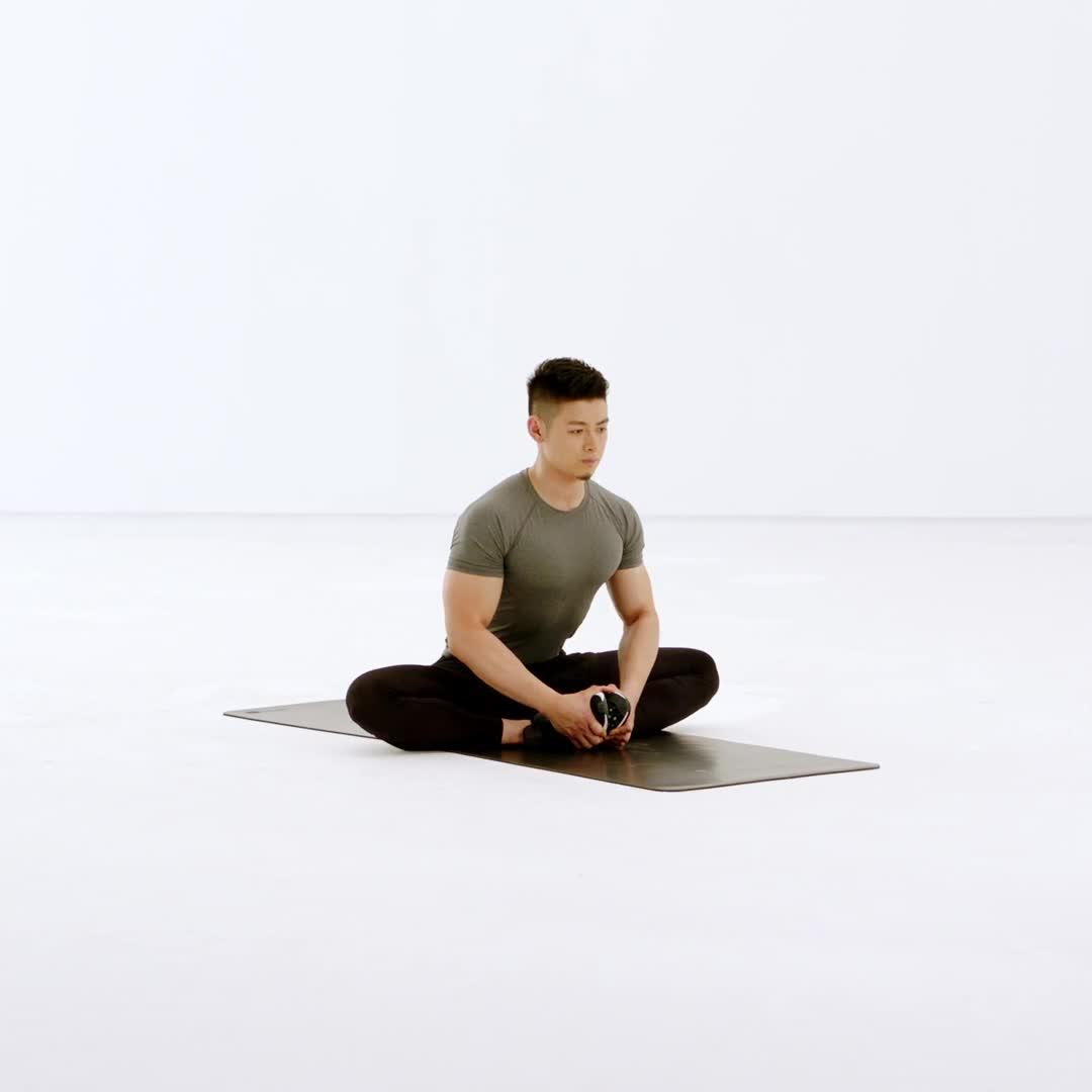 坐姿大腿内侧拉伸